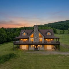 Massive 6BR 5BA Country Home with Central AC