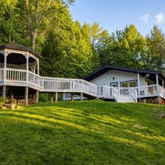 Serene Andes Retreat: A/C, BBQ & Nature