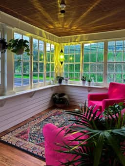 Vintage Catskills Home • Bucolic Views & Coziness