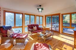 Cozy 6BR Catskills Getaway with Hot Tub