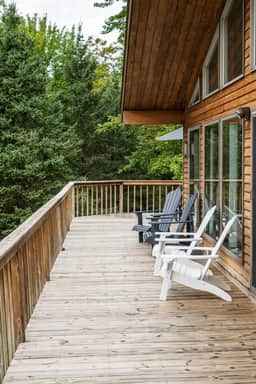 Cozy Year Round Getaway • Private Catskills Cabin - Image 4