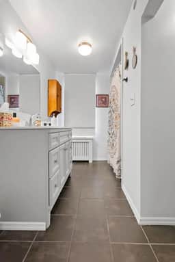 Country Chic 3BR Retreat Near All Star Village - Image 5