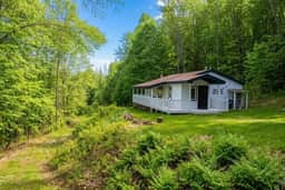 Serene Andes Retreat: A/C, BBQ & Nature - Image 5