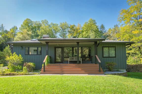 Fresh Air • Modern Comfort • Catskills Charm