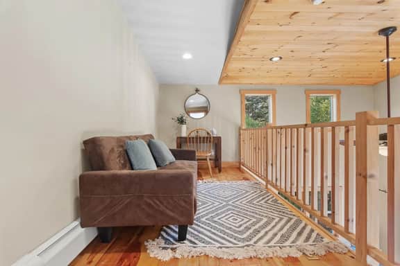 Warm & Woodsy Cabin Year-Round Escape