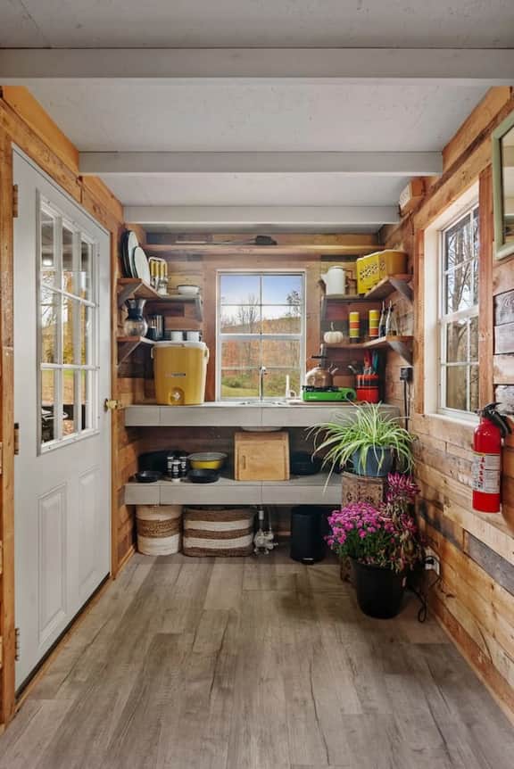 Off-Grid Catskills Cabin on 4 Private Acres
