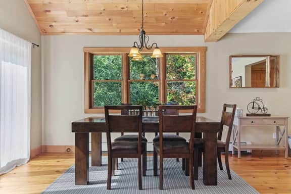 Warm & Woodsy Cabin Year-Round Escape