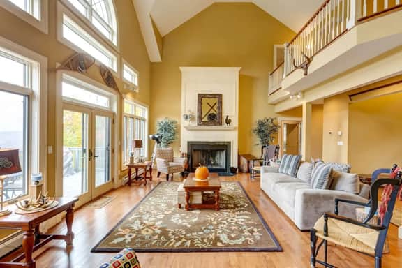 Stars, Sky & Mountain Views • Modern Upstate Stay