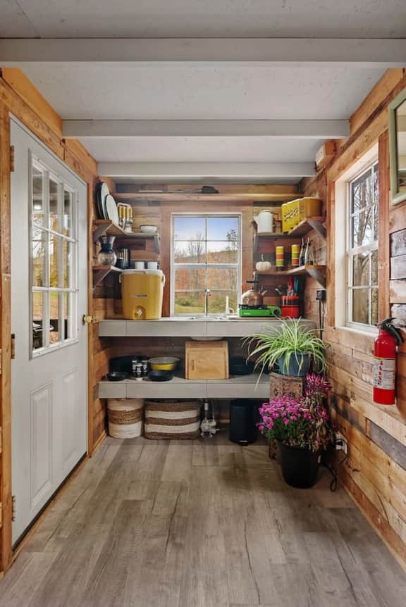 Off-Grid Catskills Cabin on 4 Private Acres - Image 3