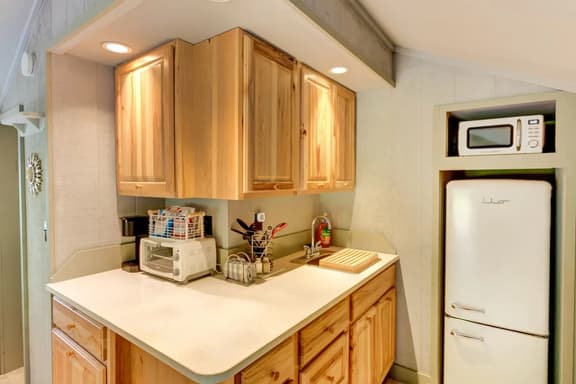 Cozy Log Cabin w/ Sauna EV Charger Dog Friendly