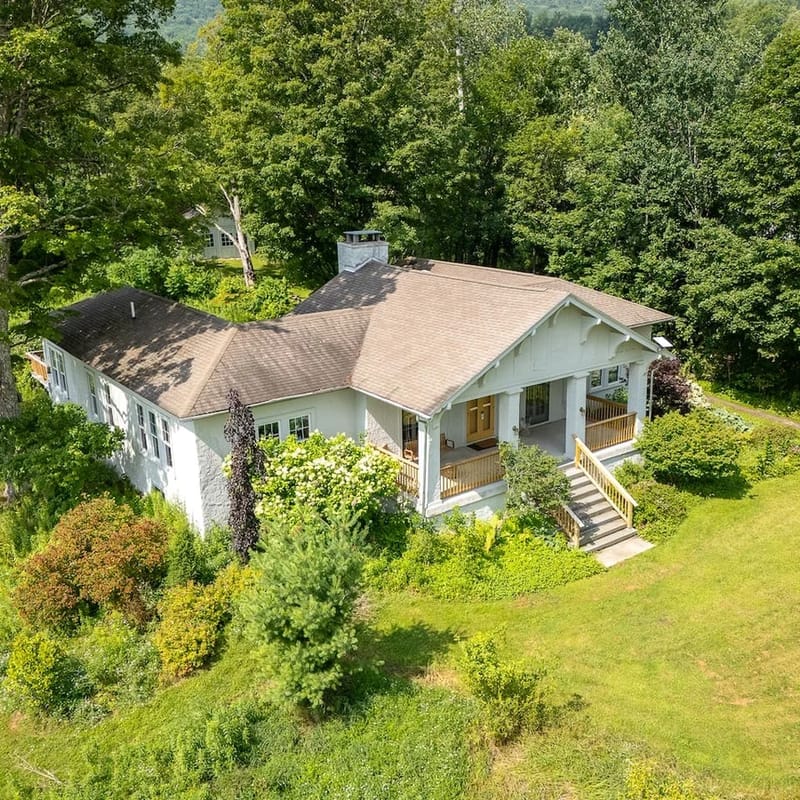 Luxe 3BR Getaway for 4 Seasons